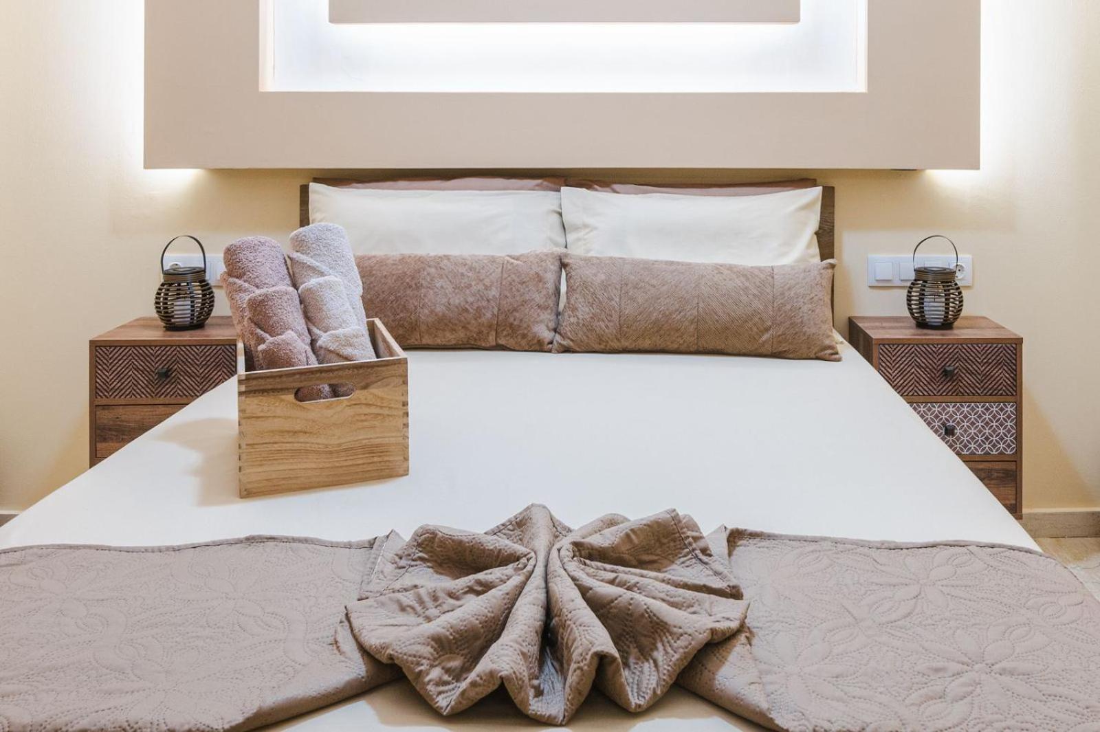 Samitos Rooms