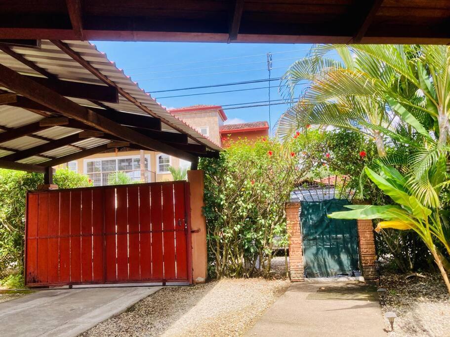 La Mona Beach House