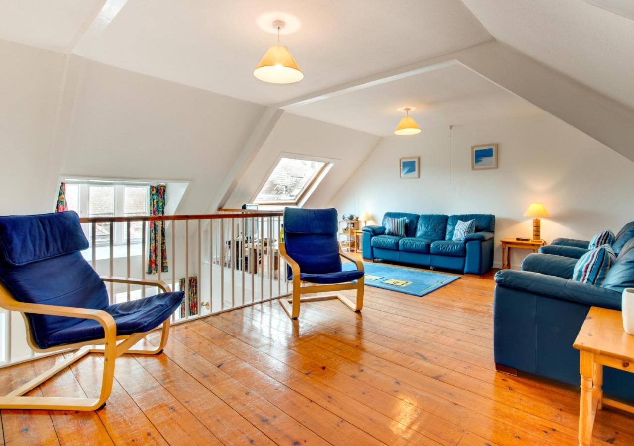 2 Bed in St Ives oc-redc2 view 3