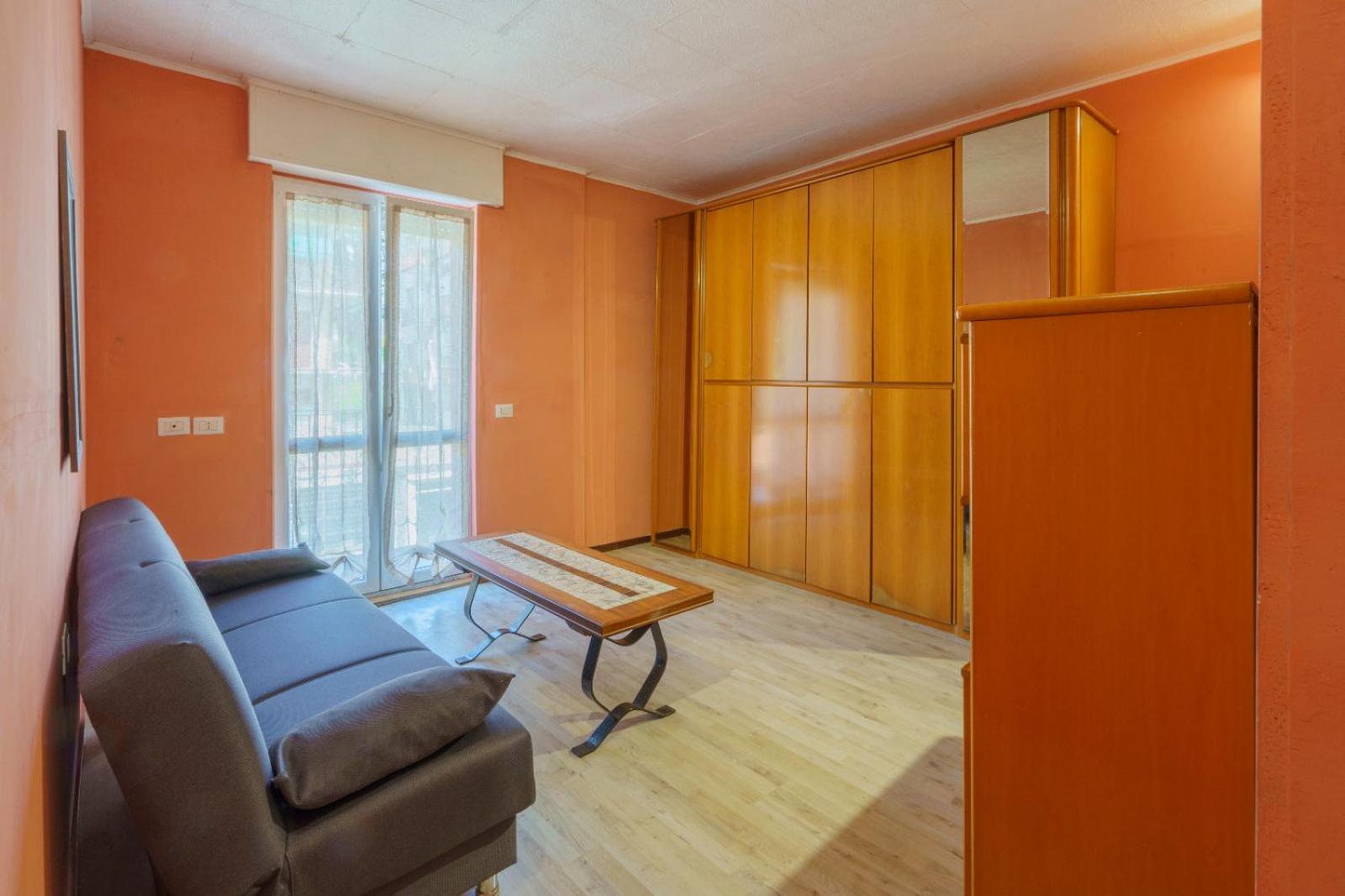 The Orange Housing in Como