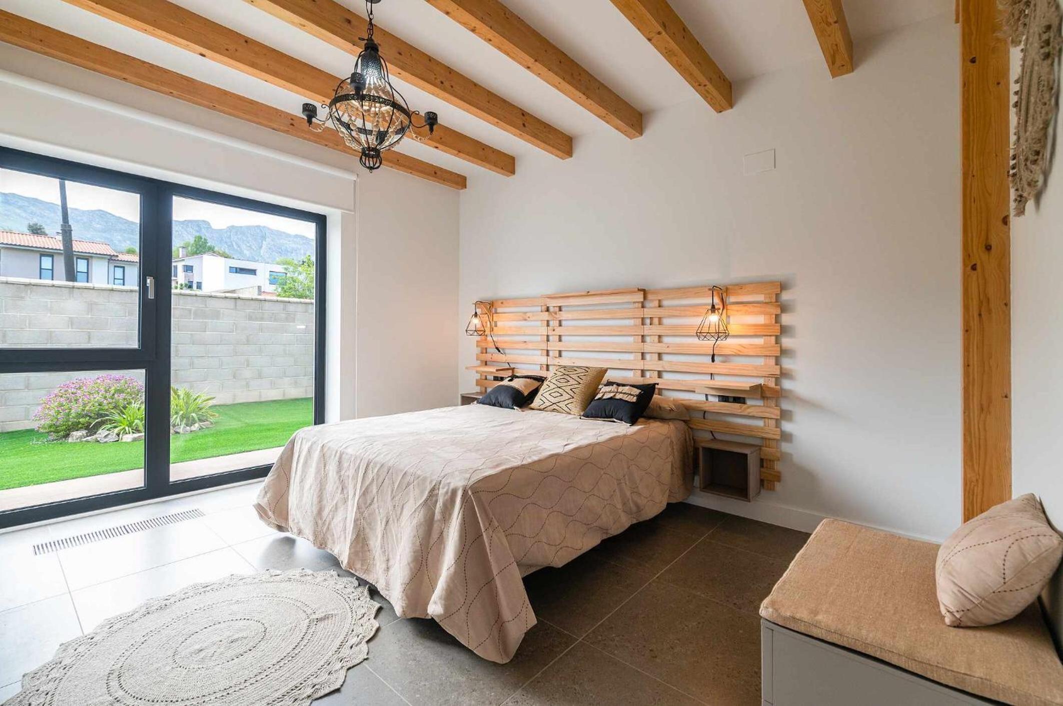 Villa Llanes Jardín y Piscina Privada – La Raizona