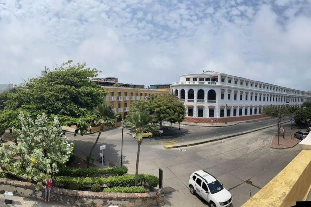 Cómodo apto zona histórica Cgena
