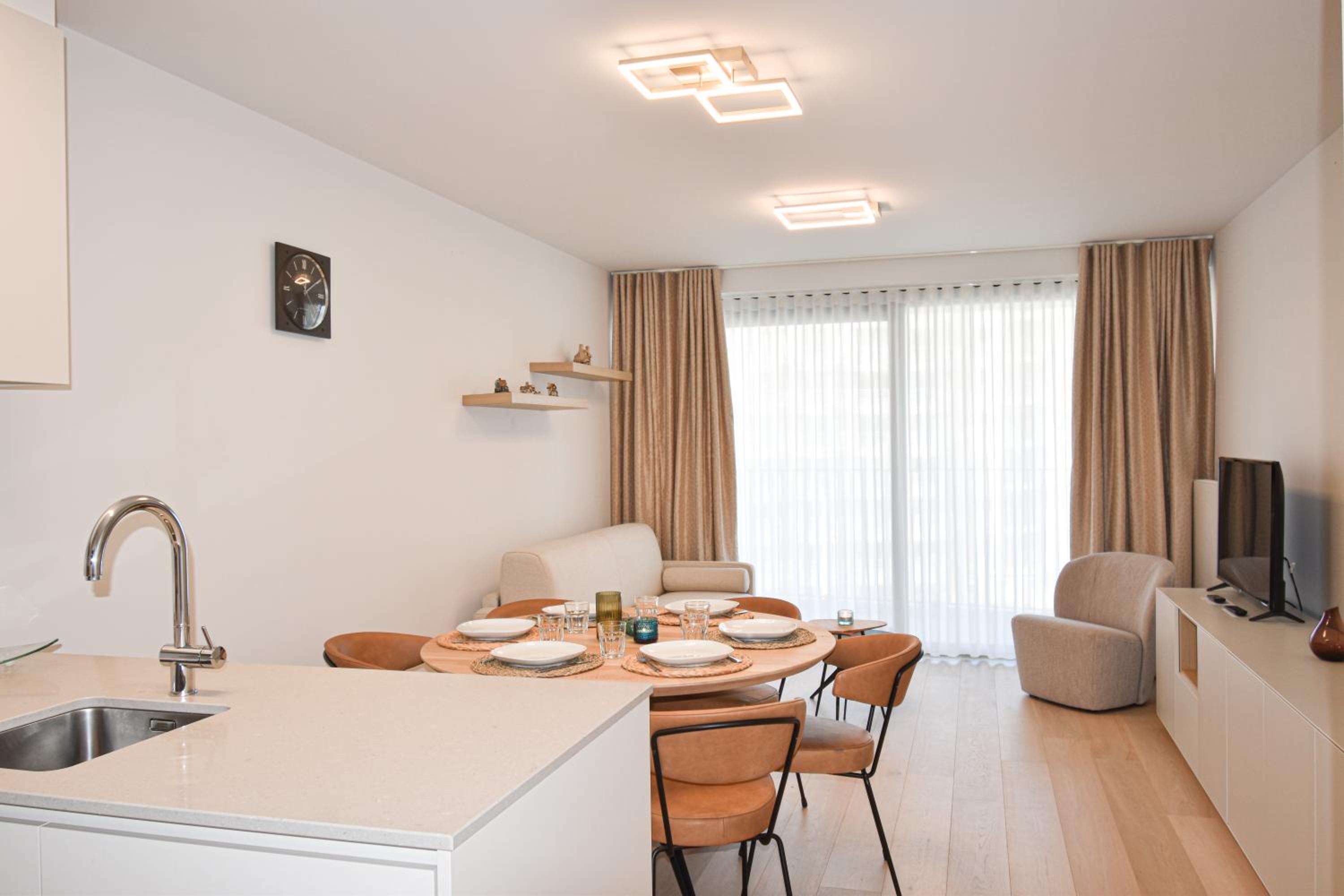 Crystal Residences - Luxurious Seaside Apartments