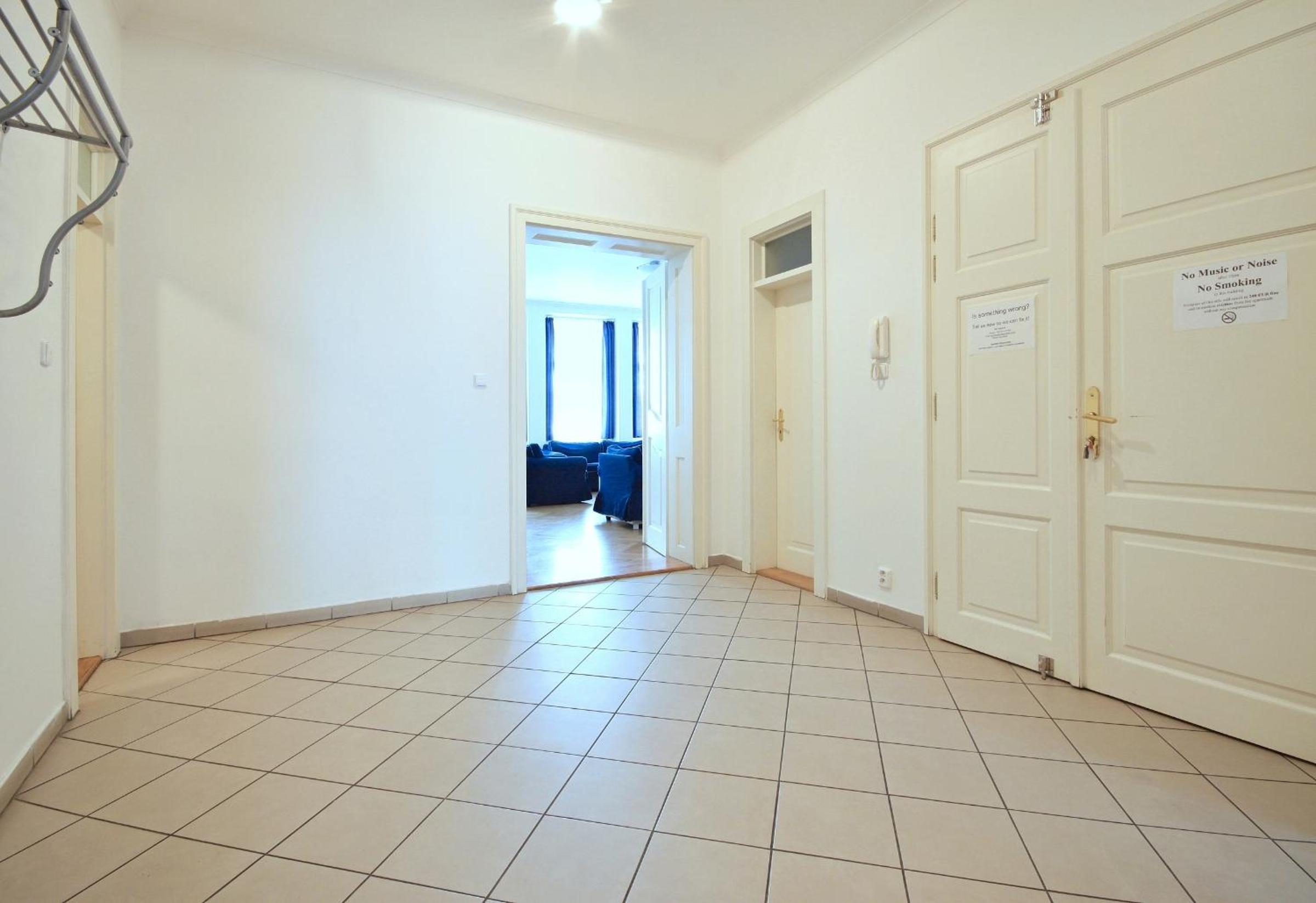 Quadrio Bedroom Central Apartment