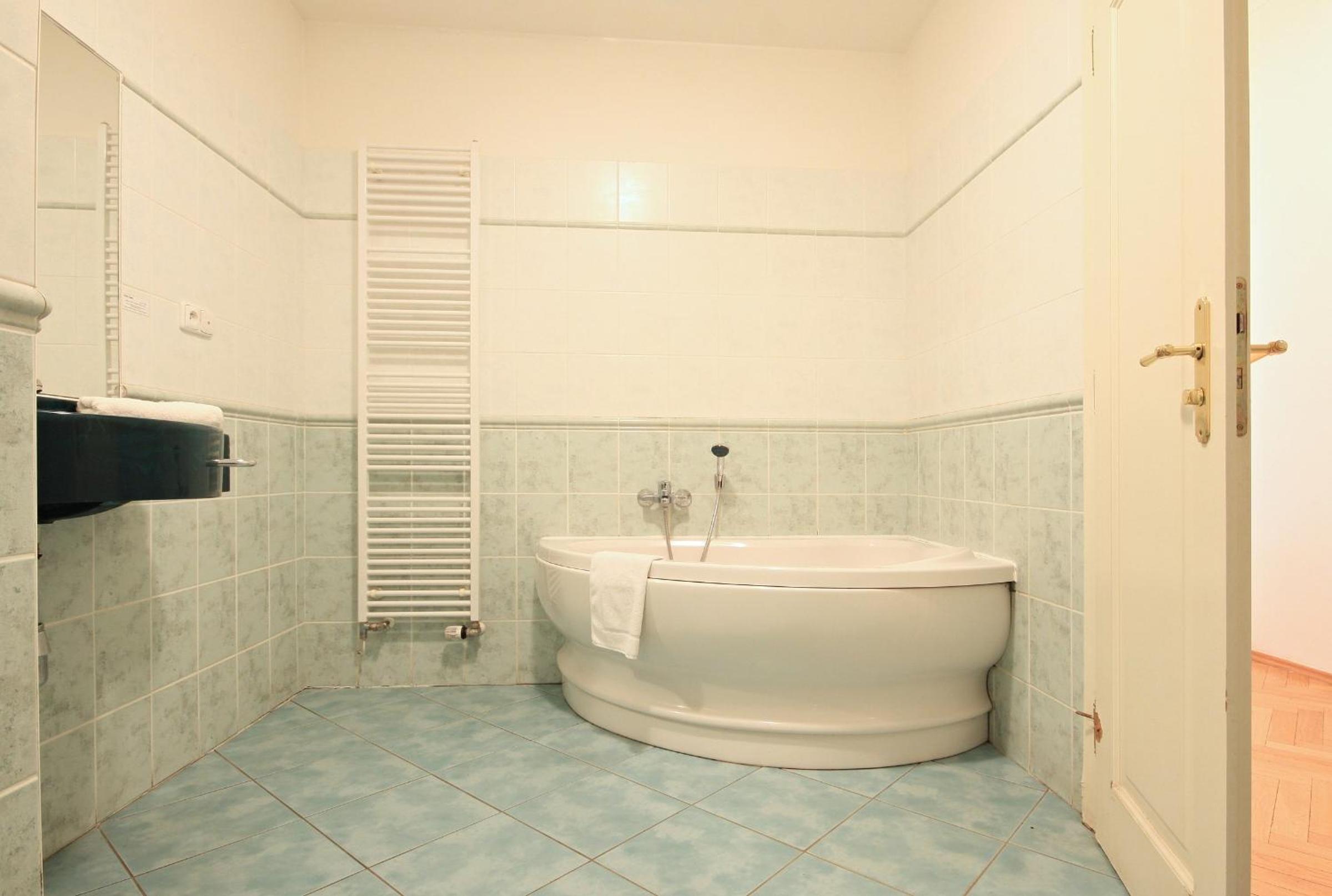 Quadrio Bedroom Central Apartment