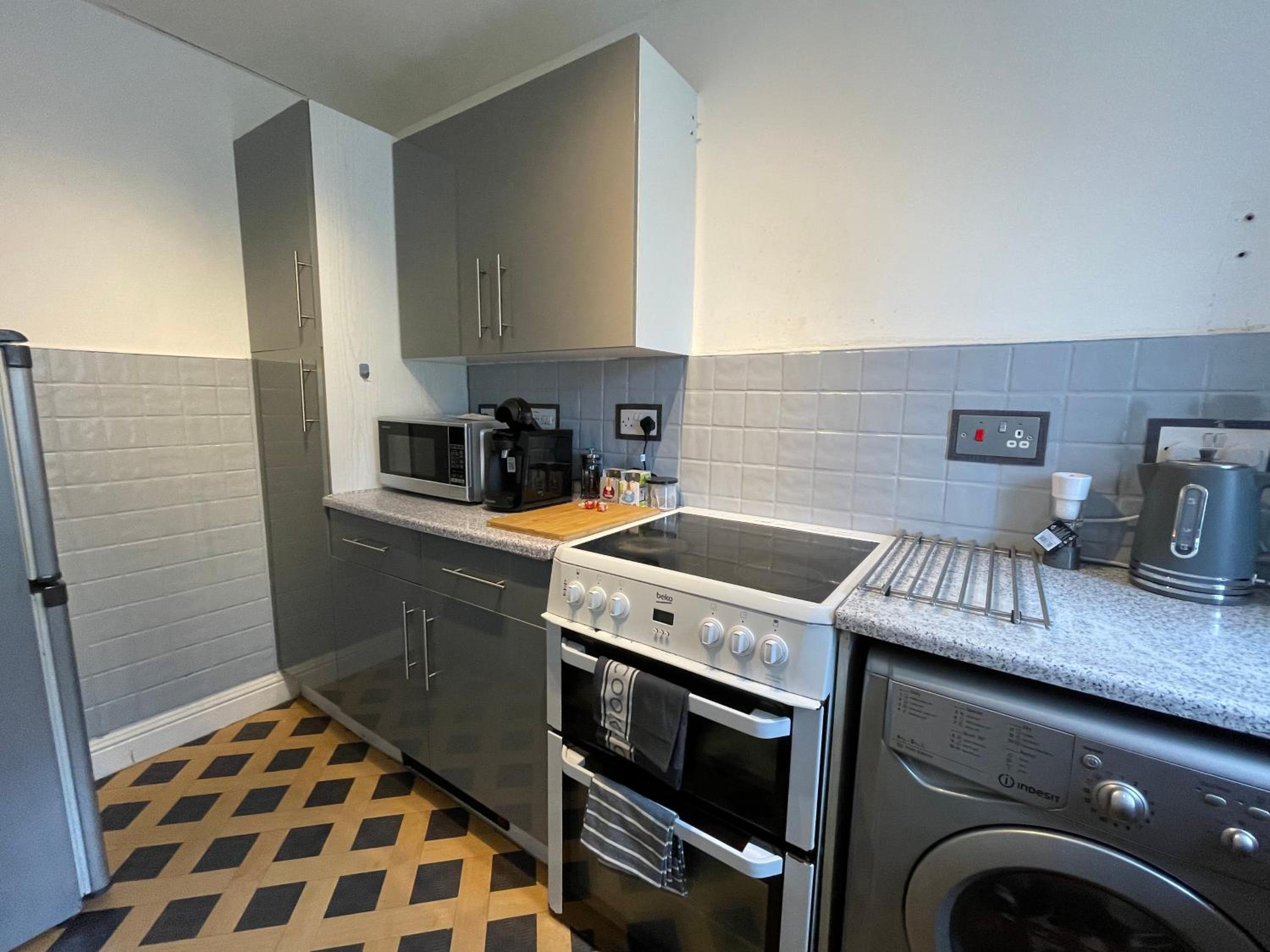 Surrey Docks London near Canada Water Easy Access to Canary Wharf Pier