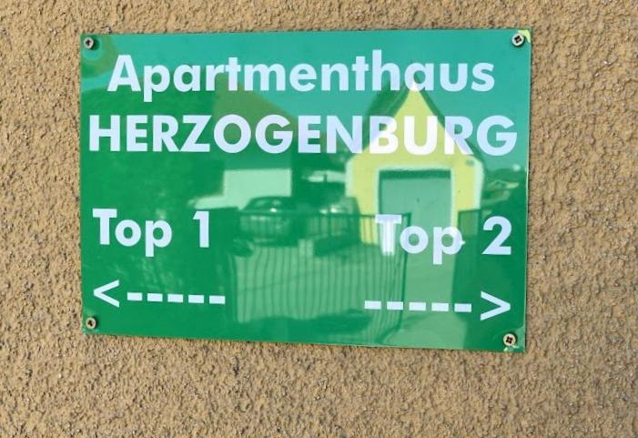 Haus HERZOGENBURG - Ferienwohnungen