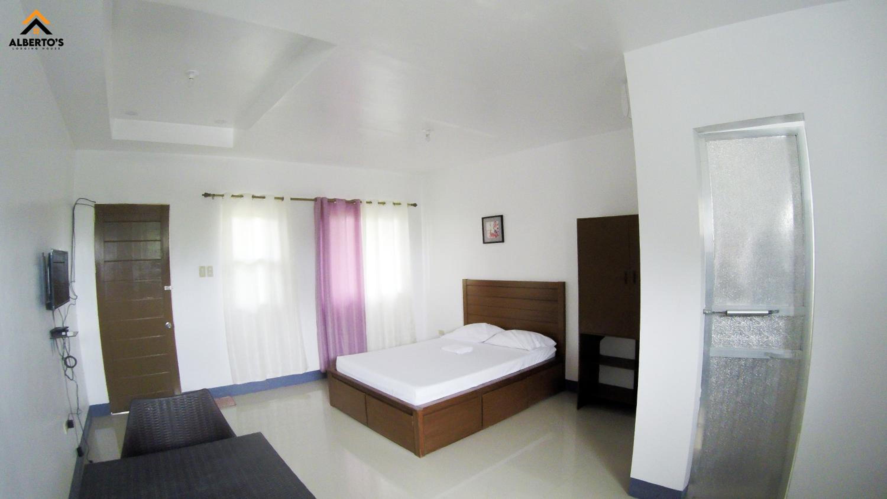 Alberto's Lodging House view 5