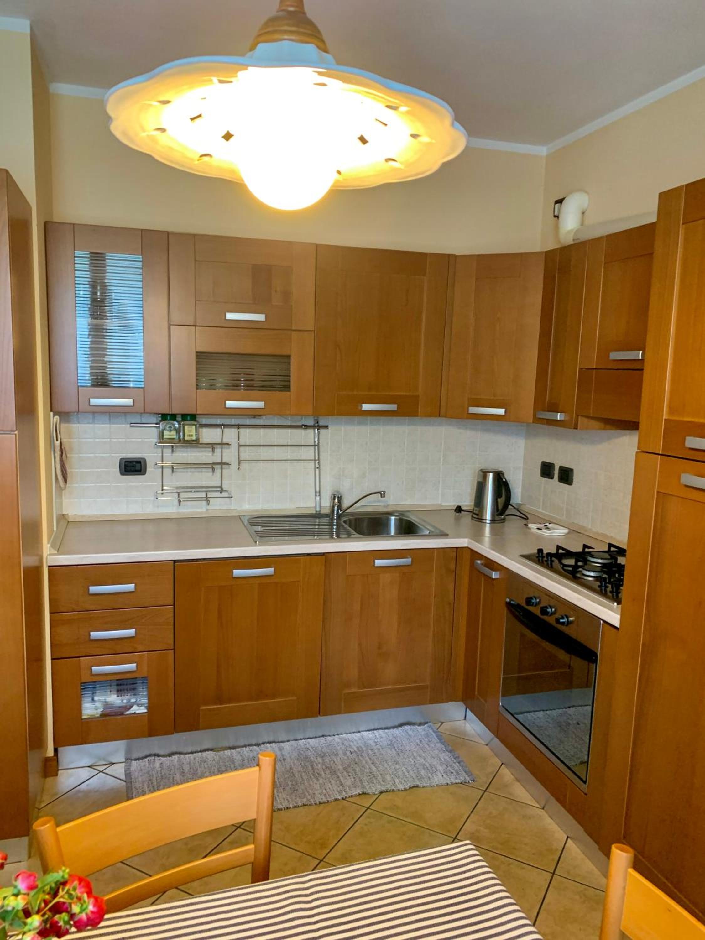 Comfortable Villa with private garden - Colico Center photo 2