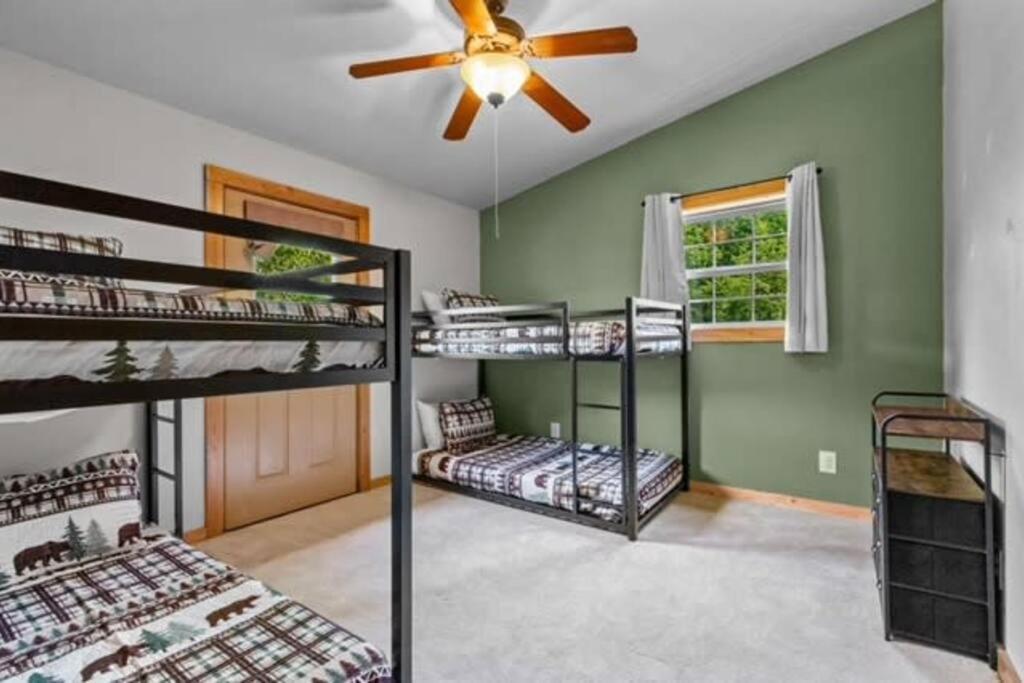 Main Lodge at Lake Forest Cabins