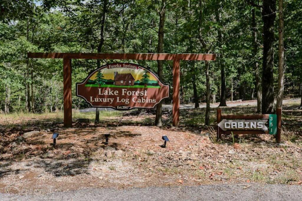 Main Lodge at Lake Forest Cabins