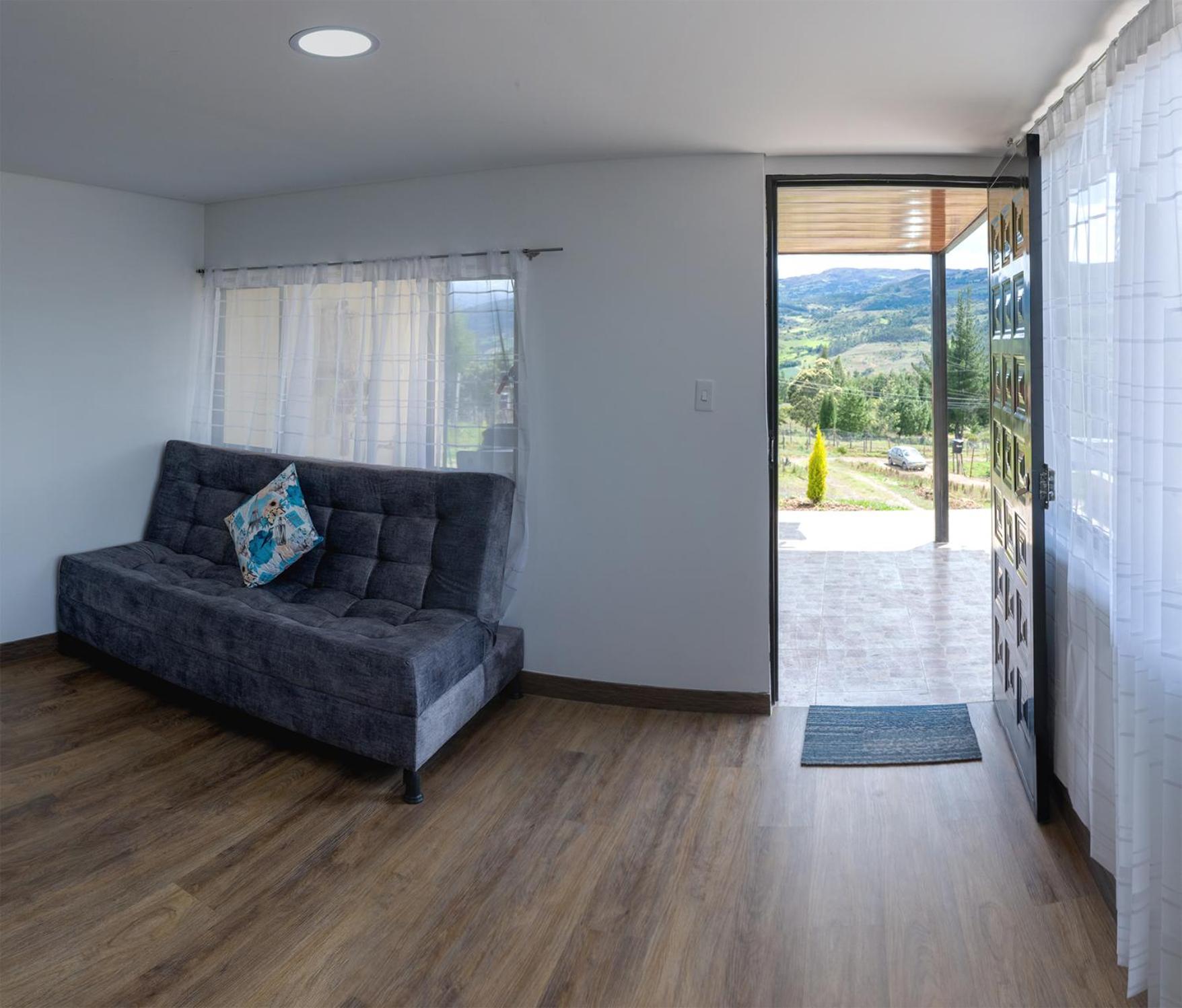Chalet Íntimo-Delpilar con zona de Jacuzzi !