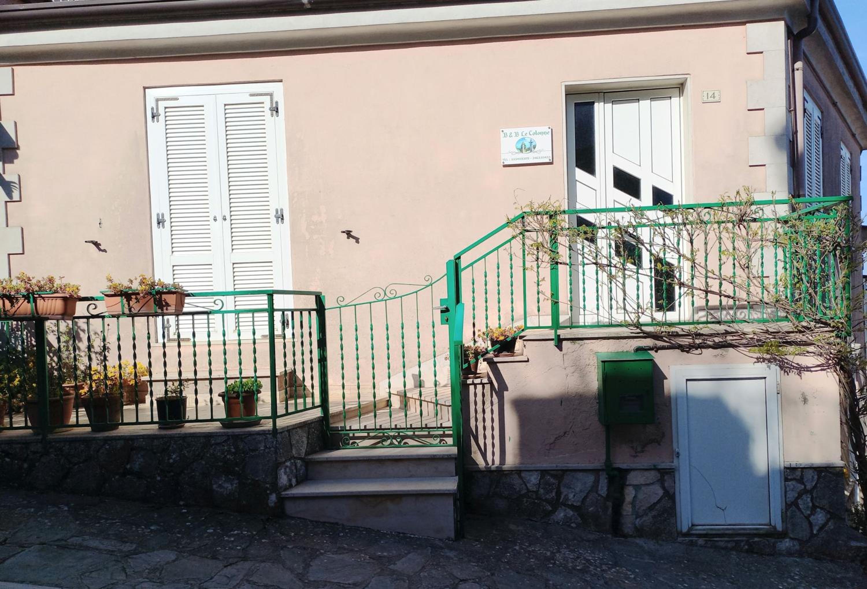 Photo 19