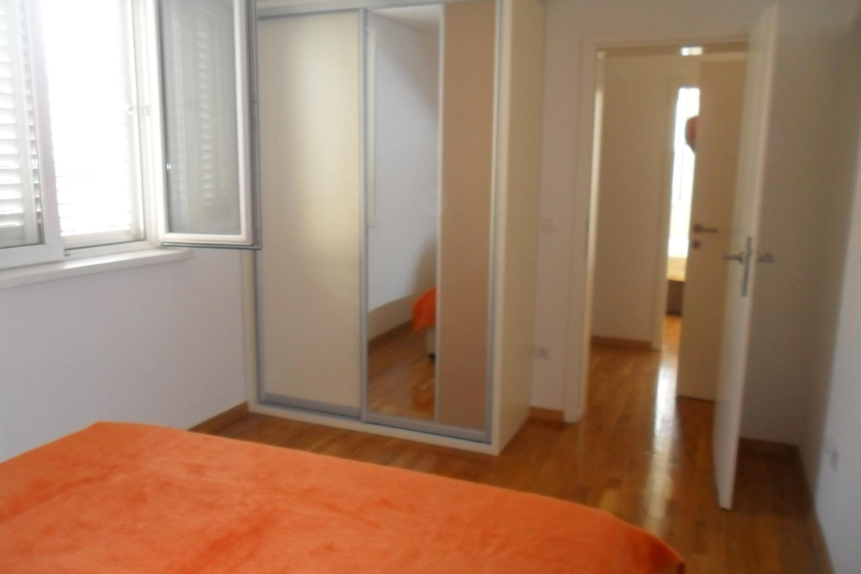 Apartment ANELA with large common tarrace and beautiful sea view