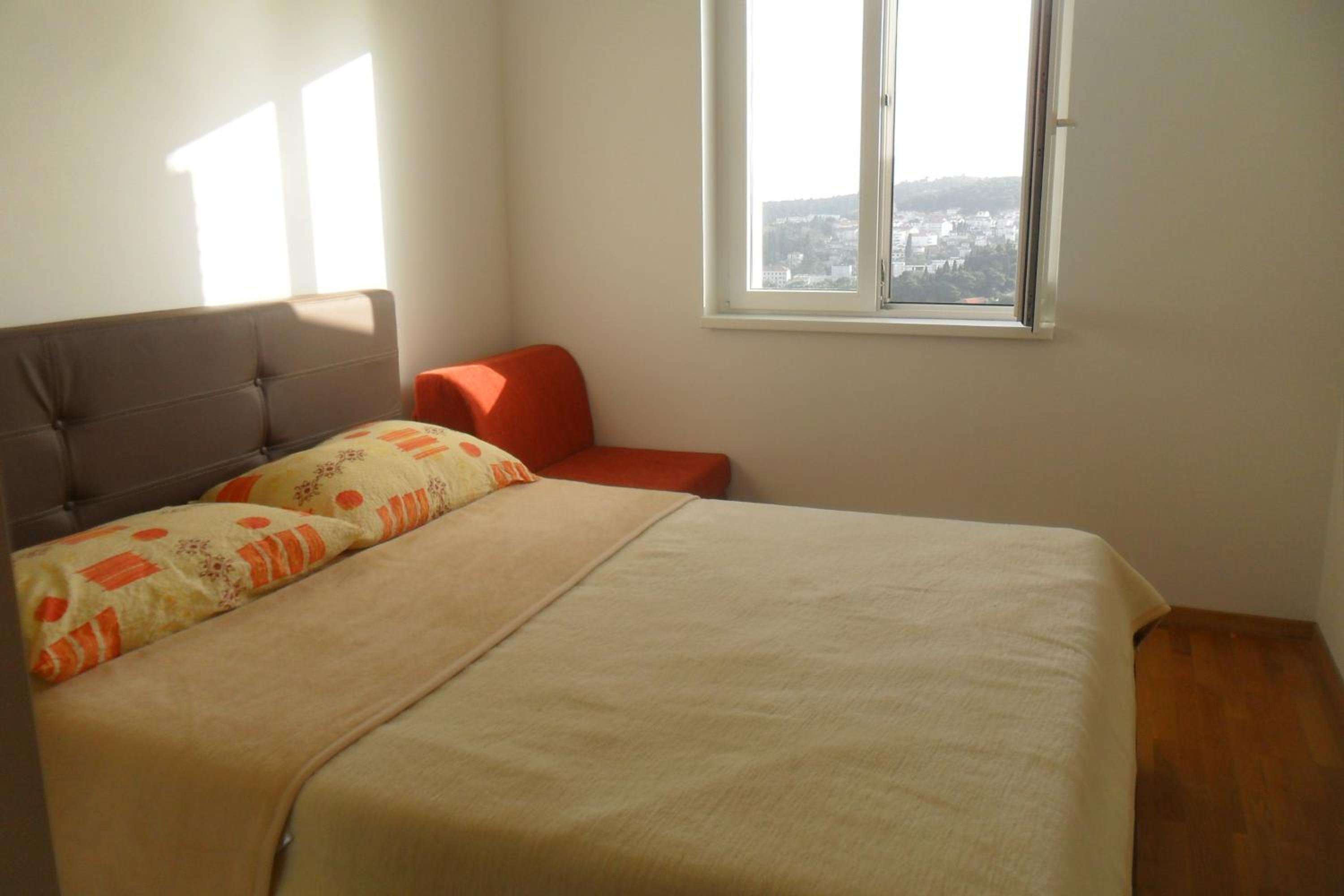 Apartment ANELA with large common tarrace and beautiful sea view