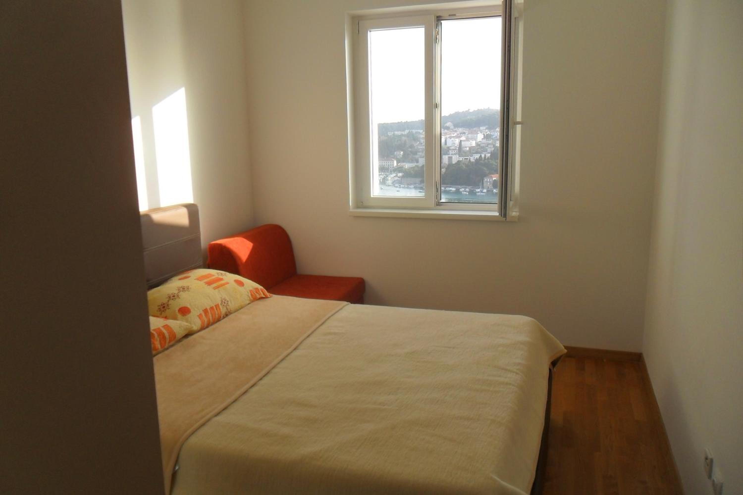 Apartment ANELA with large common tarrace and beautiful sea view
