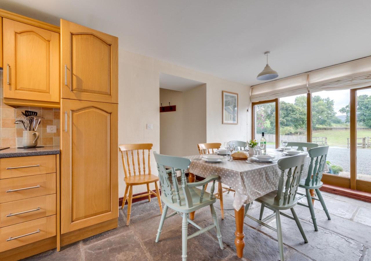 4 Bed in Builth Wells oc-39473 view 3