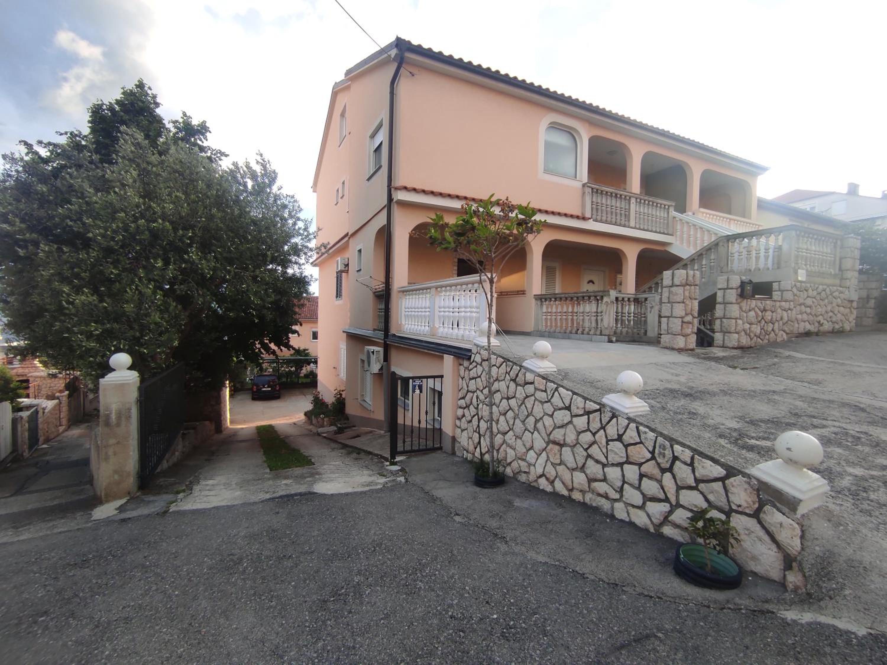 Apartment Snježana