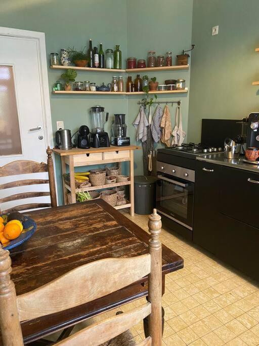 Superbe appartement avec jardin, sauna et jacuzzi