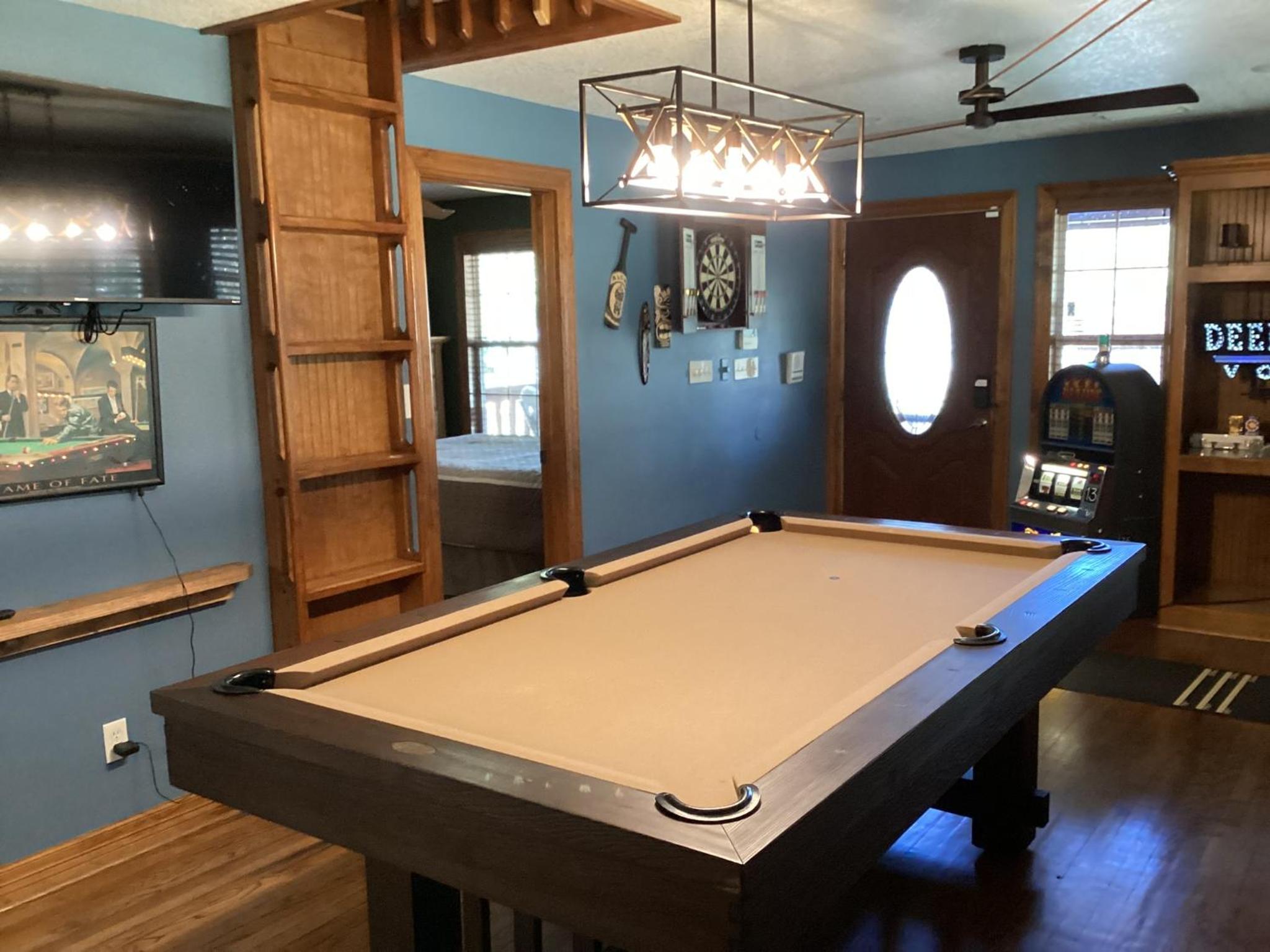 The Manor- 4 BR Home with Pool Table, Swimming Pond and Sand Volleyball view 3