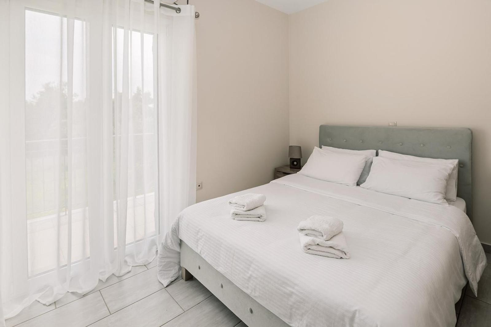 Mandi's Apartments photo 2