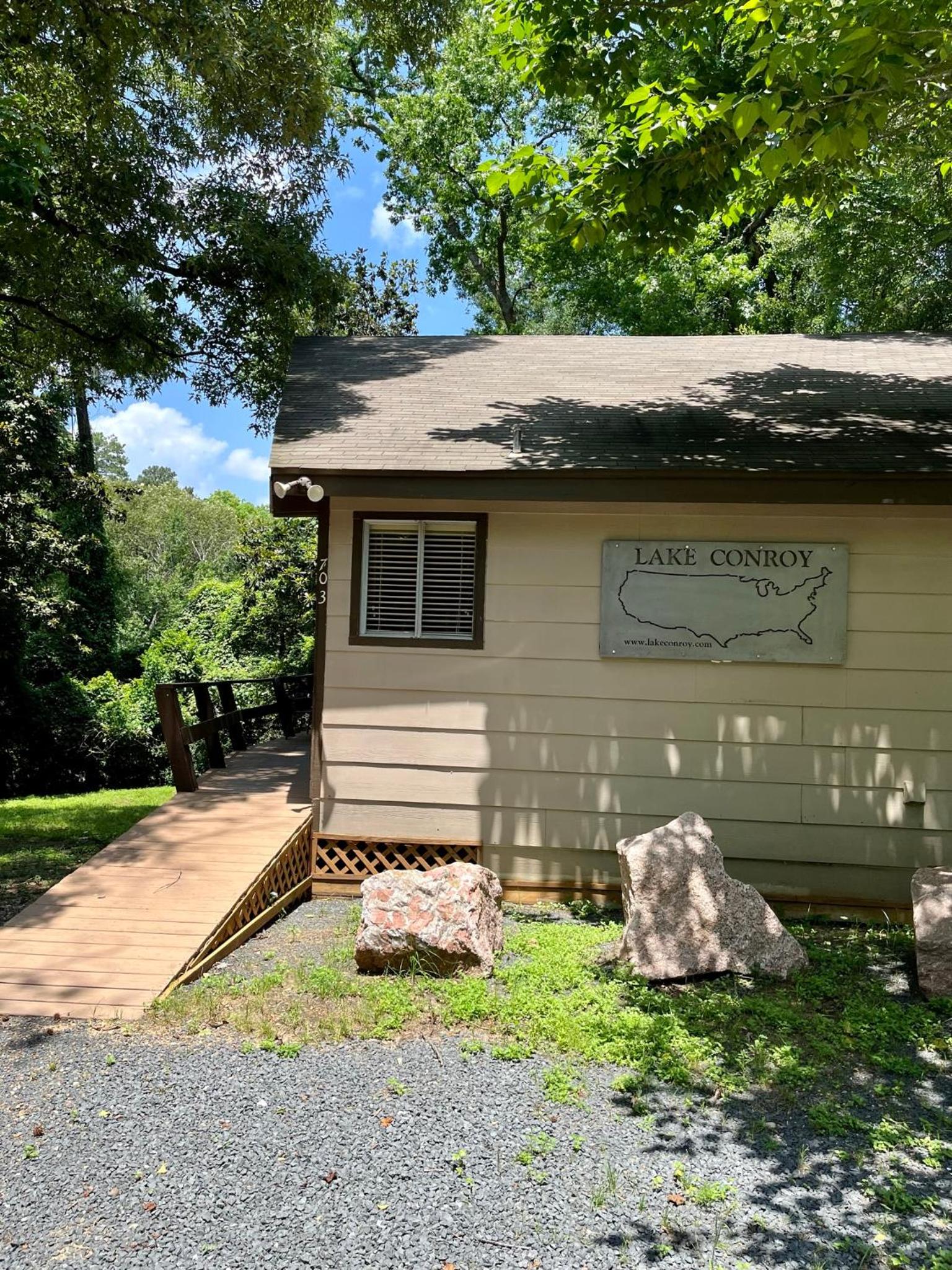 Hideaway - 3 BR Home with PRIVATE POOL on wooded lot view 2