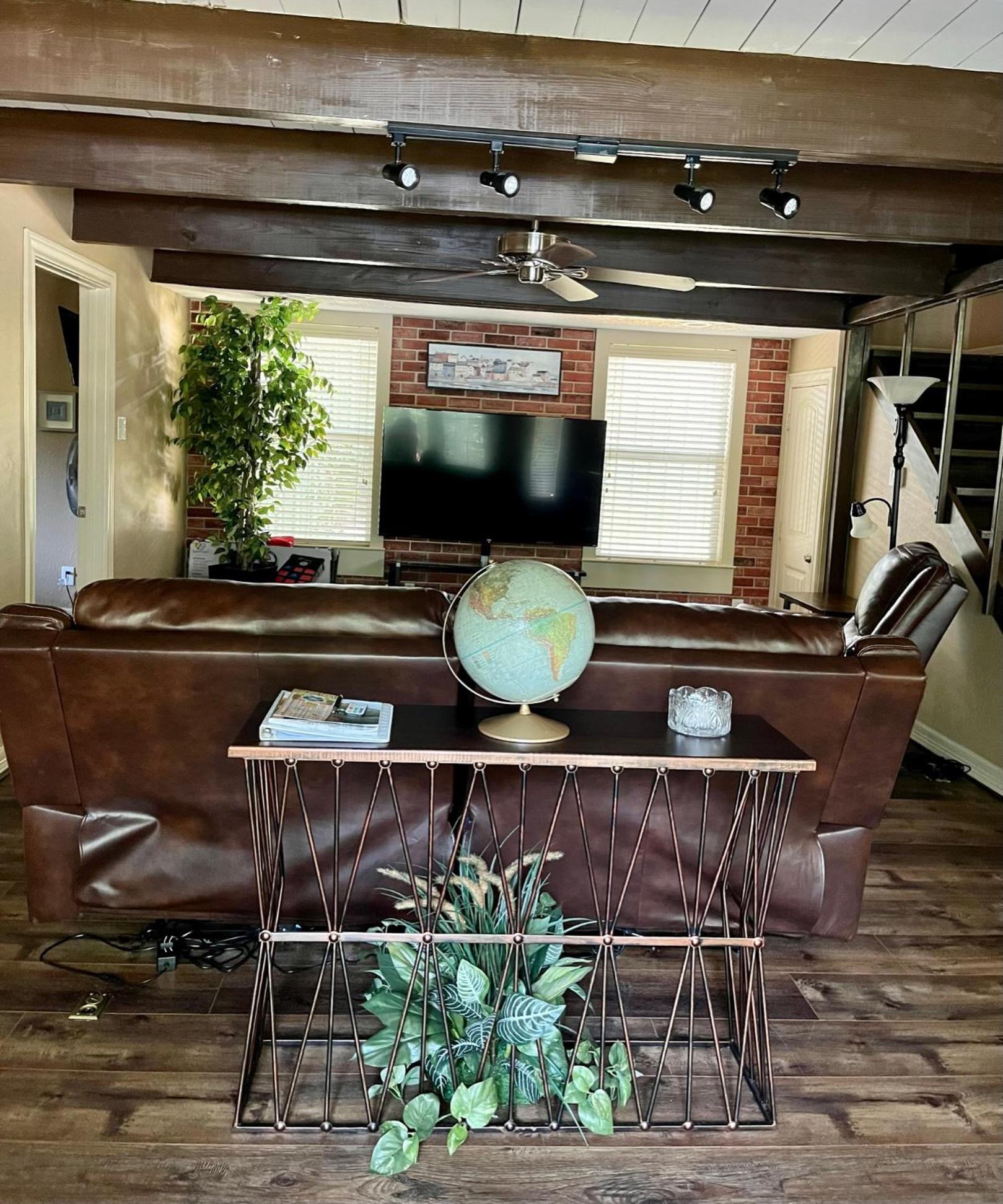 Hideaway - 3 BR Home with PRIVATE POOL on wooded lot view 5