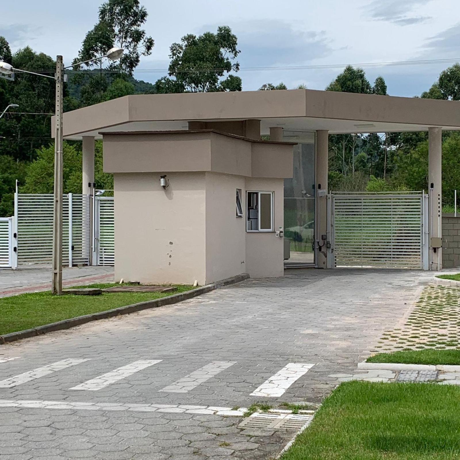 Apto Próximo Hospital e Centro - Biguaçu