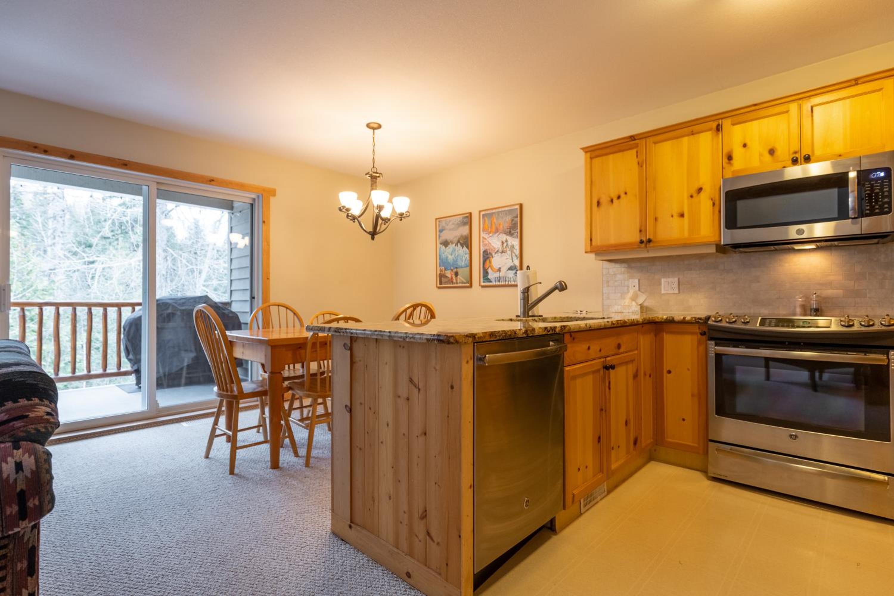 Fernie Vacations - Stone Creek Chalets by Fernie Central Reservations - Property Image 59
