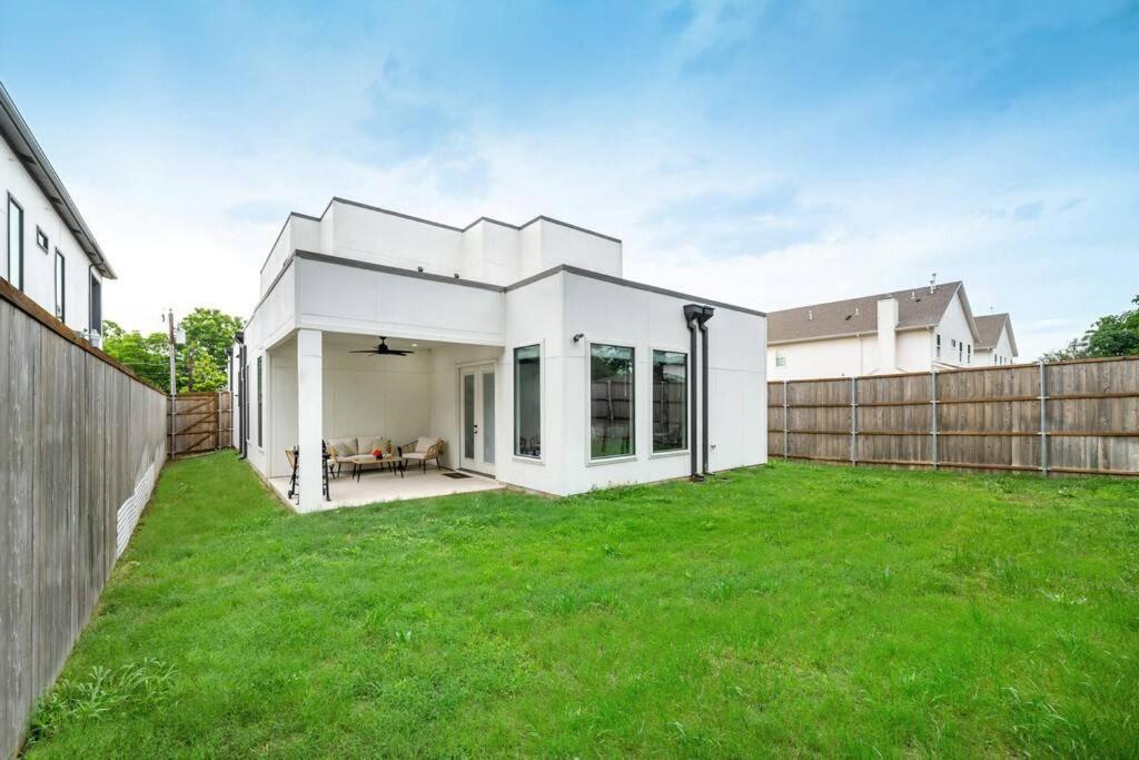 Glam Paradise 5BRs Downtown Dallas view 5