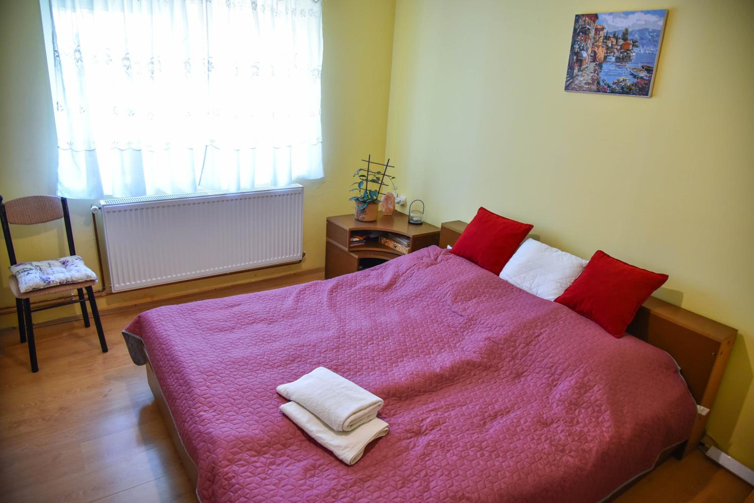 Photo 33