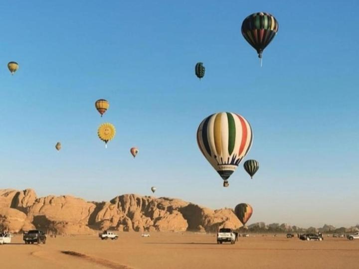 Photo 100