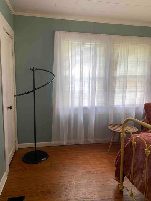 The Jungalow - Property Image 9