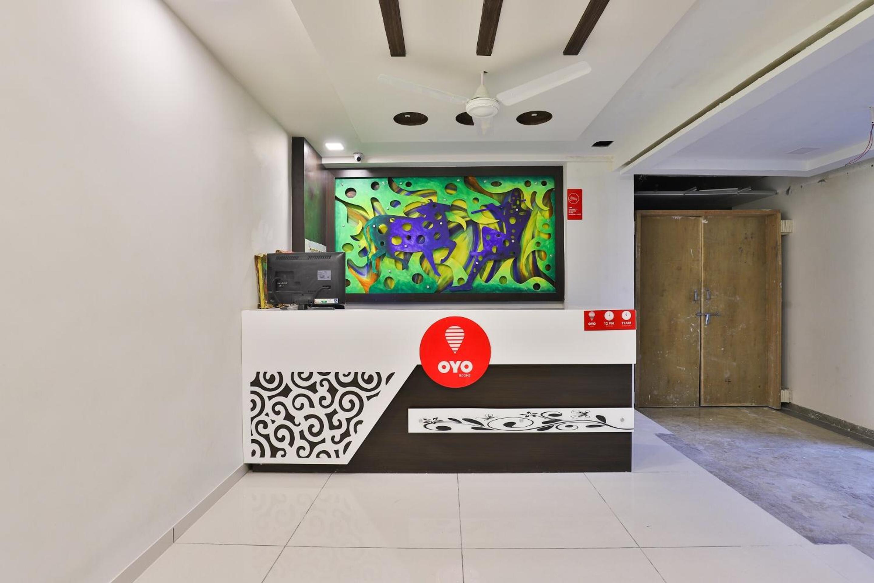 OYO Hotel Raadhe