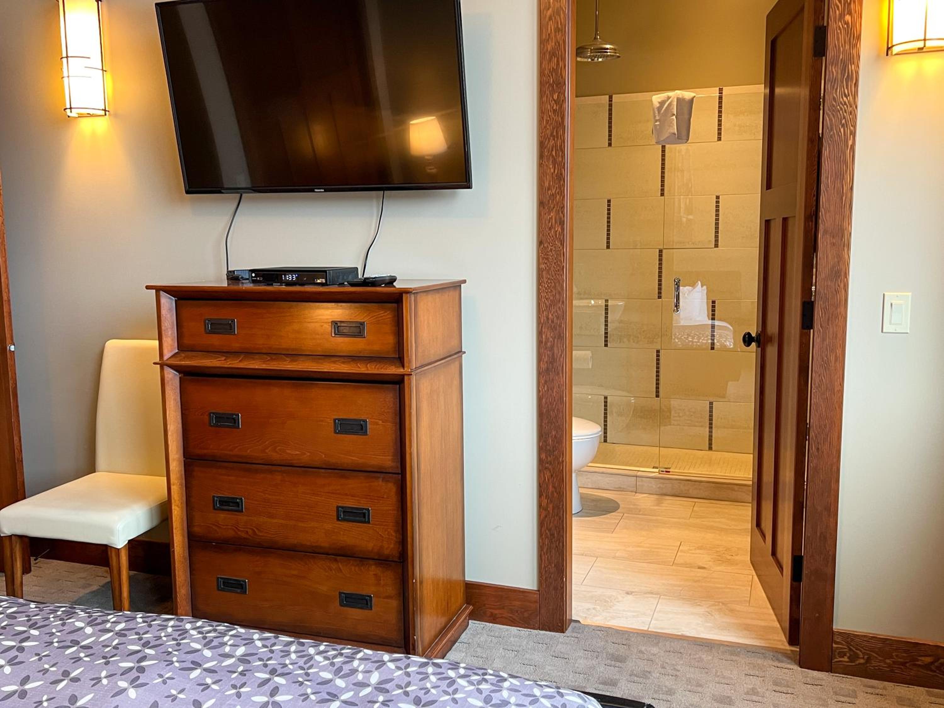 Luxurious 901 Condos by Fernie Central Reservations