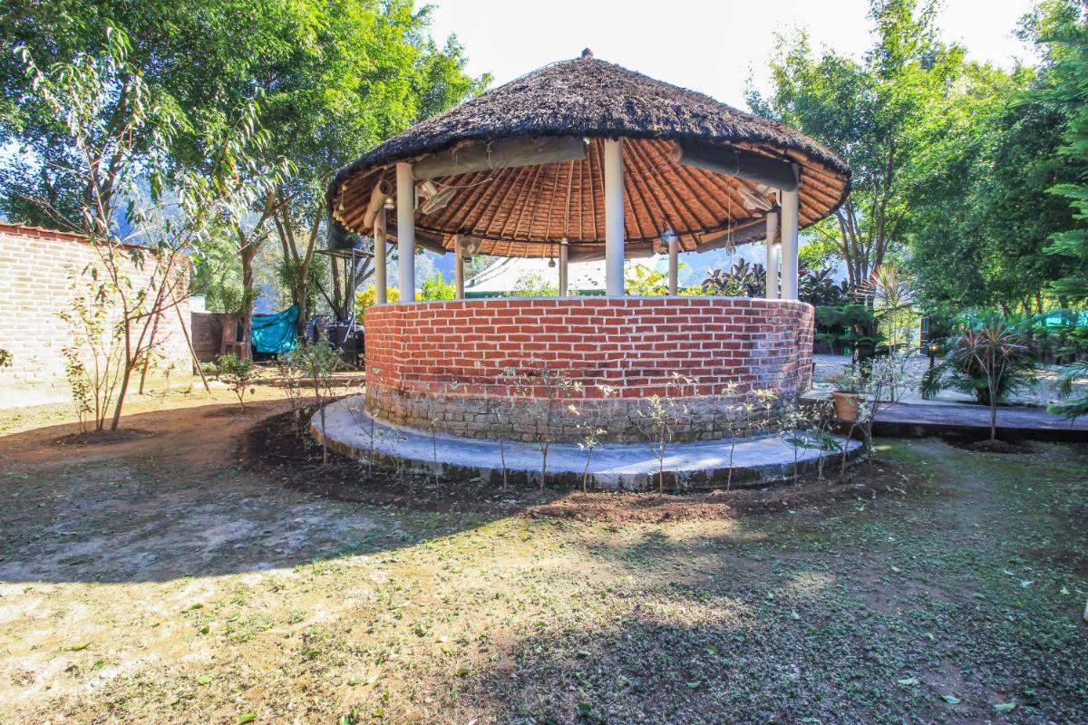 outdoor BBQ area