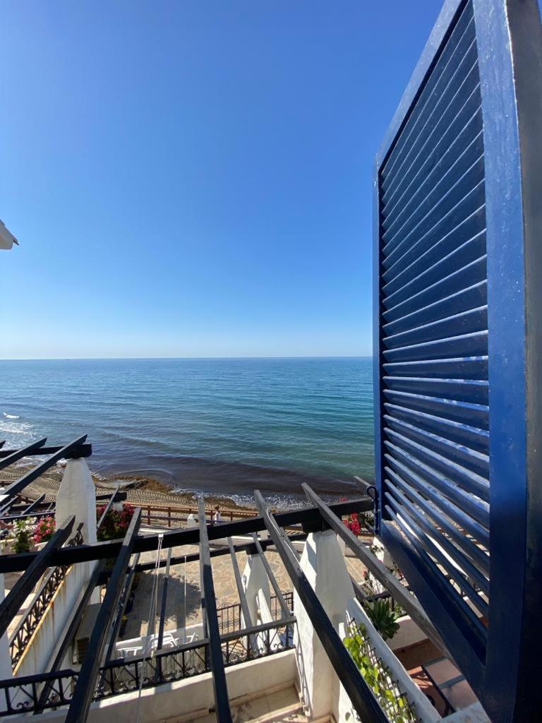 Beachfront Apartment CALAHONDA BEACH