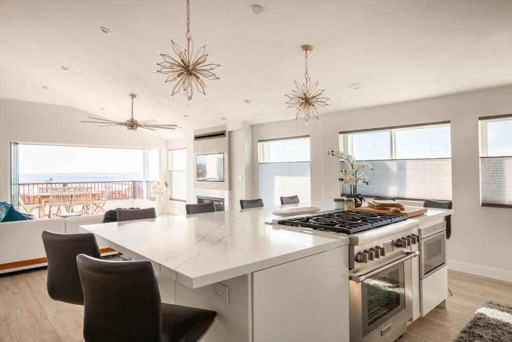 New Luxury Ocean View Penthouse - Del Mar view 3
