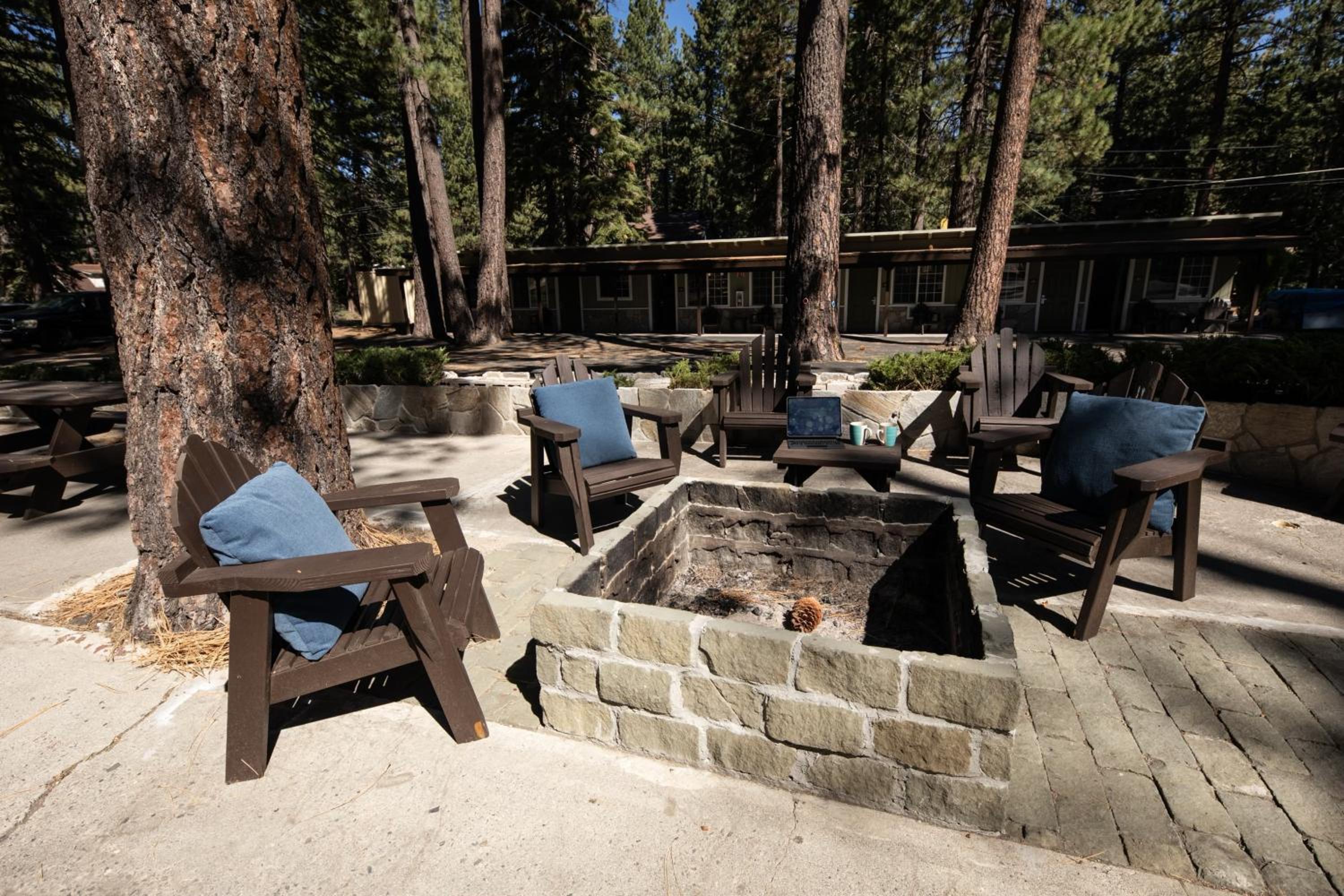 Lake Tahoe Vacations - Emerald Bay Lodge - Property Image 13