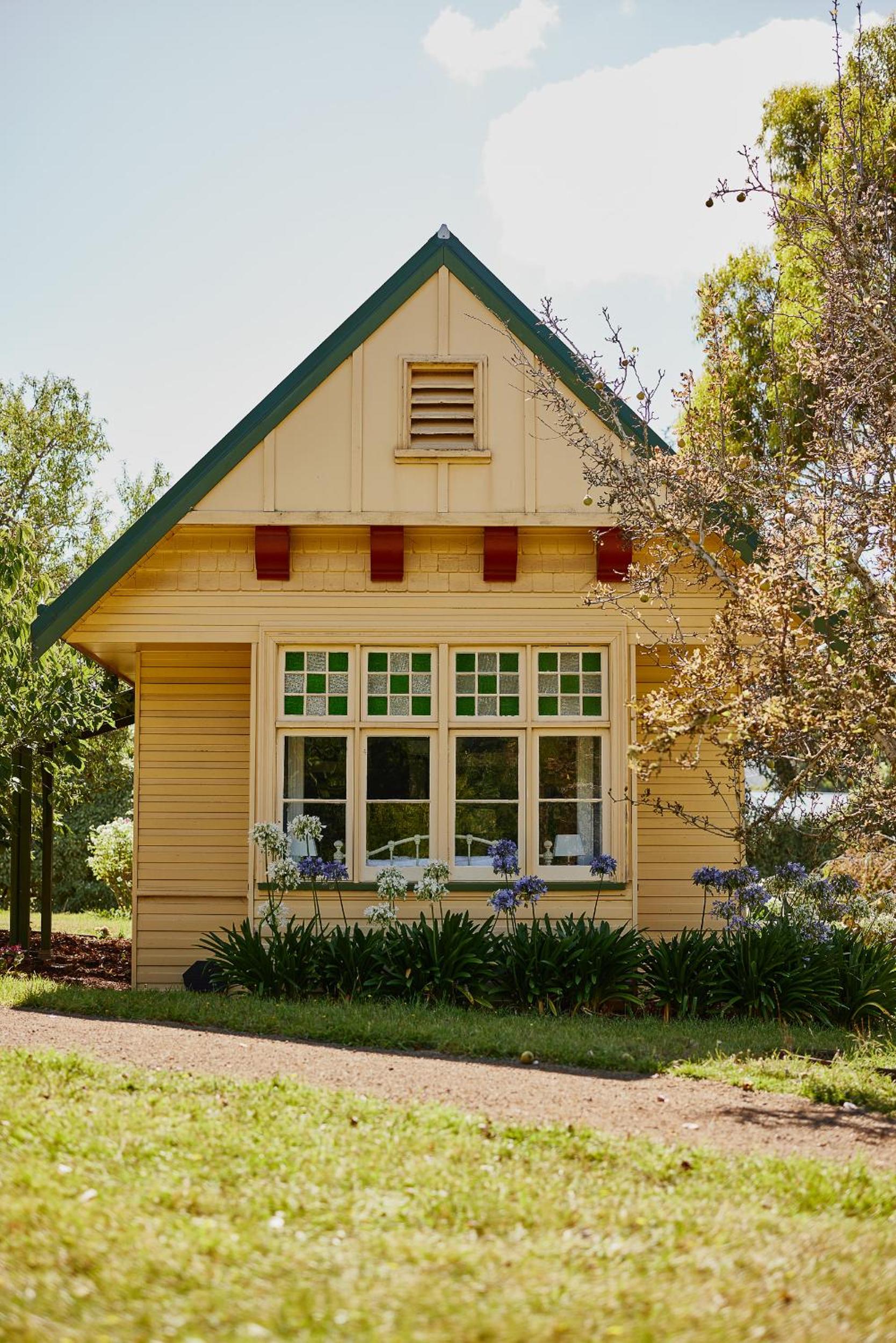 Clifton Homestead