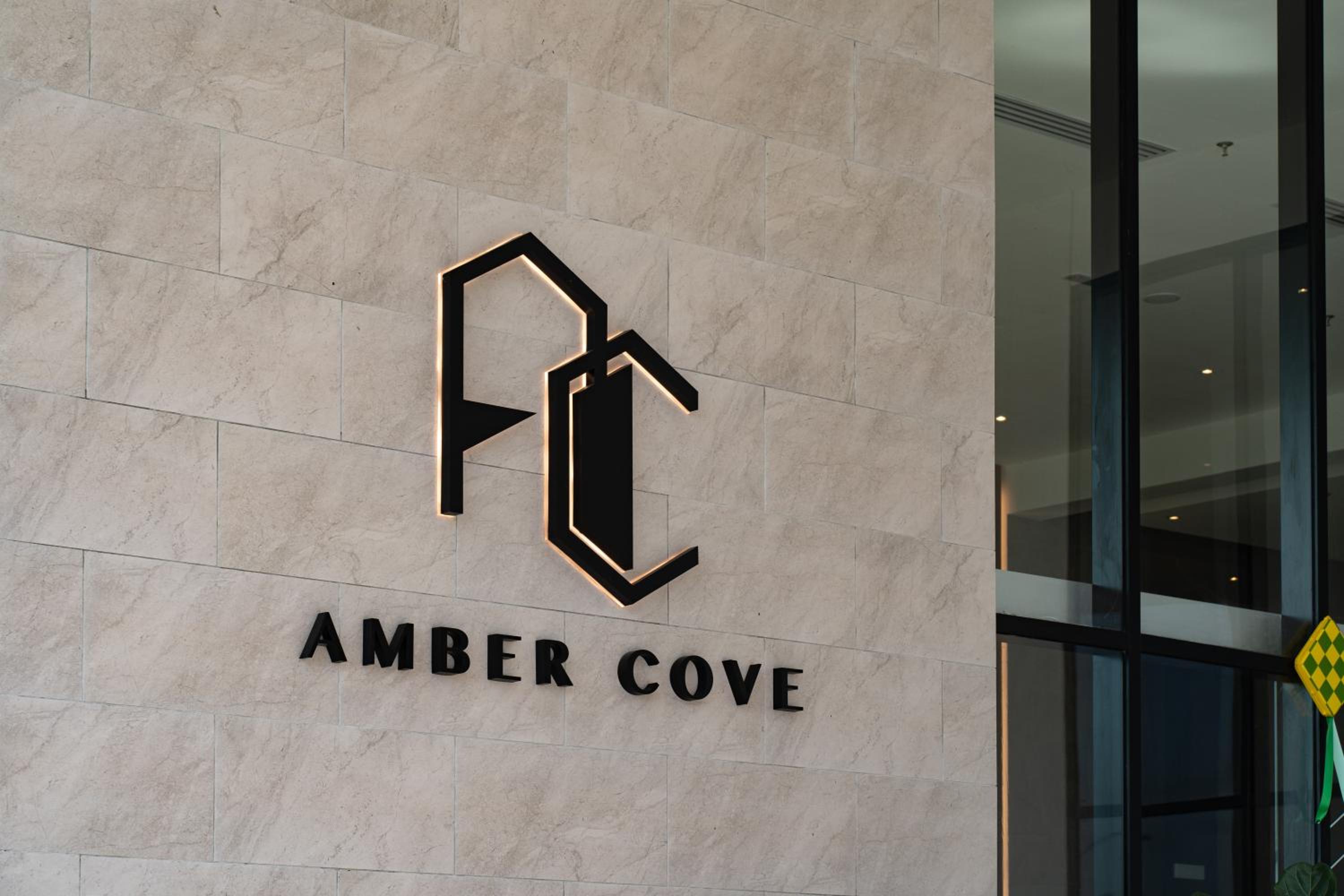 Amber Cove Impression City Melaka By Dawn Stay Free Netflix photo 2