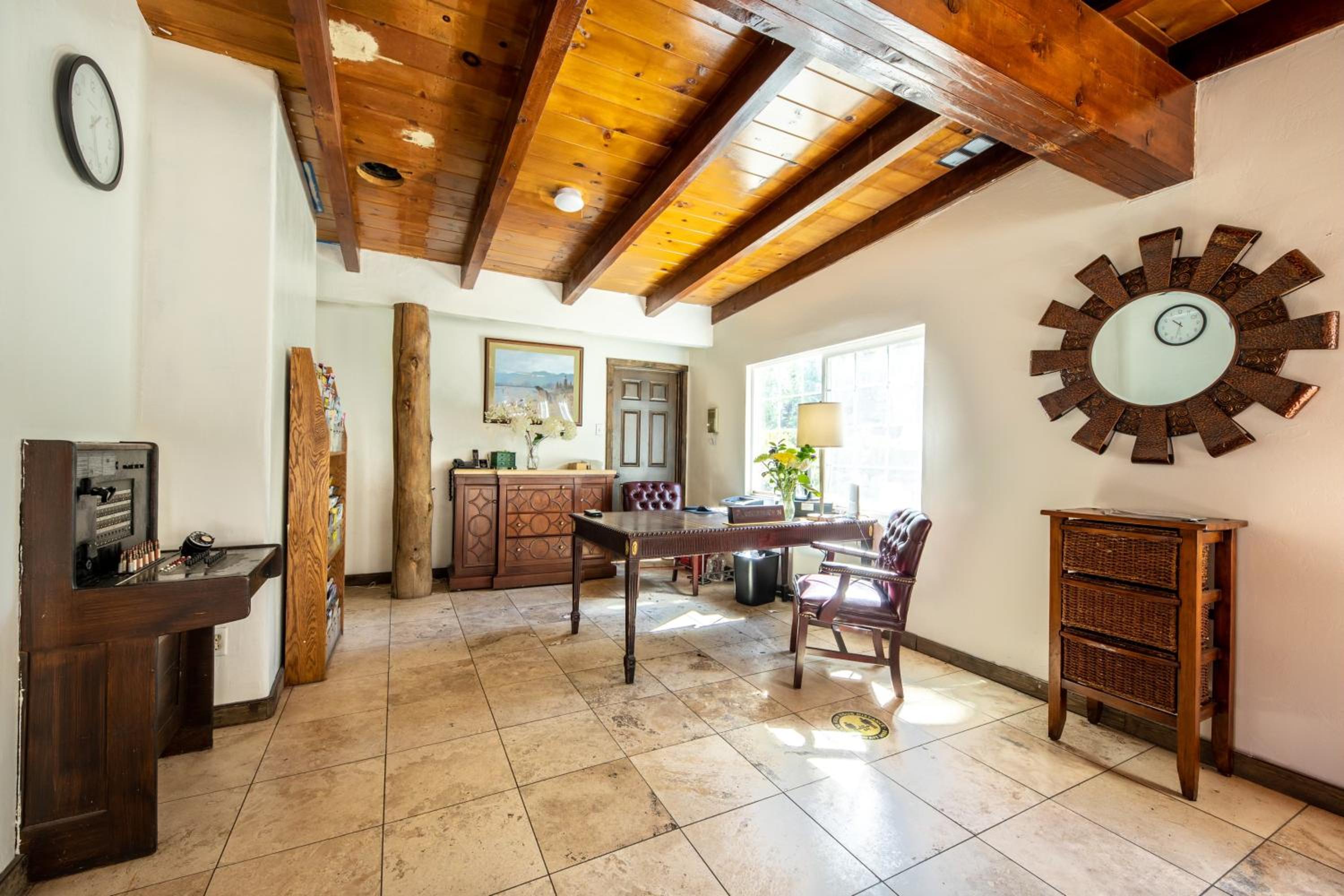 Lake Tahoe Vacations - Emerald Bay Lodge - Property Image 17