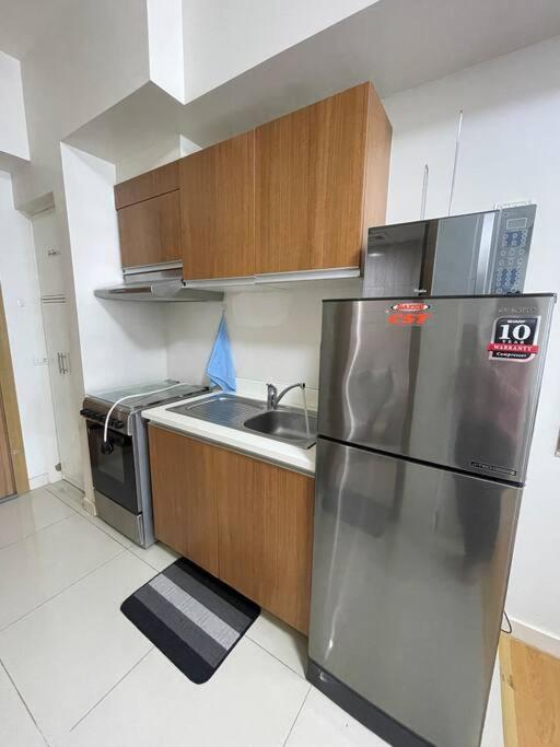 Condo for Short Stay in Ermita near SLMEC & US Embassy view 4