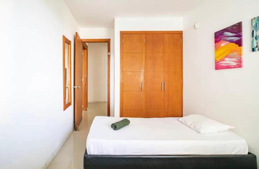 Apartamento lujoso a un minuto de la playa del laguito, la mejor playa de Cartagena de Indias