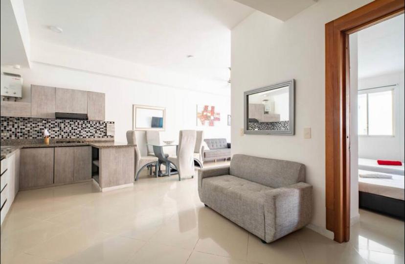 Apartamento lujoso a un minuto de la playa del laguito, la mejor playa de Cartagena de Indias
