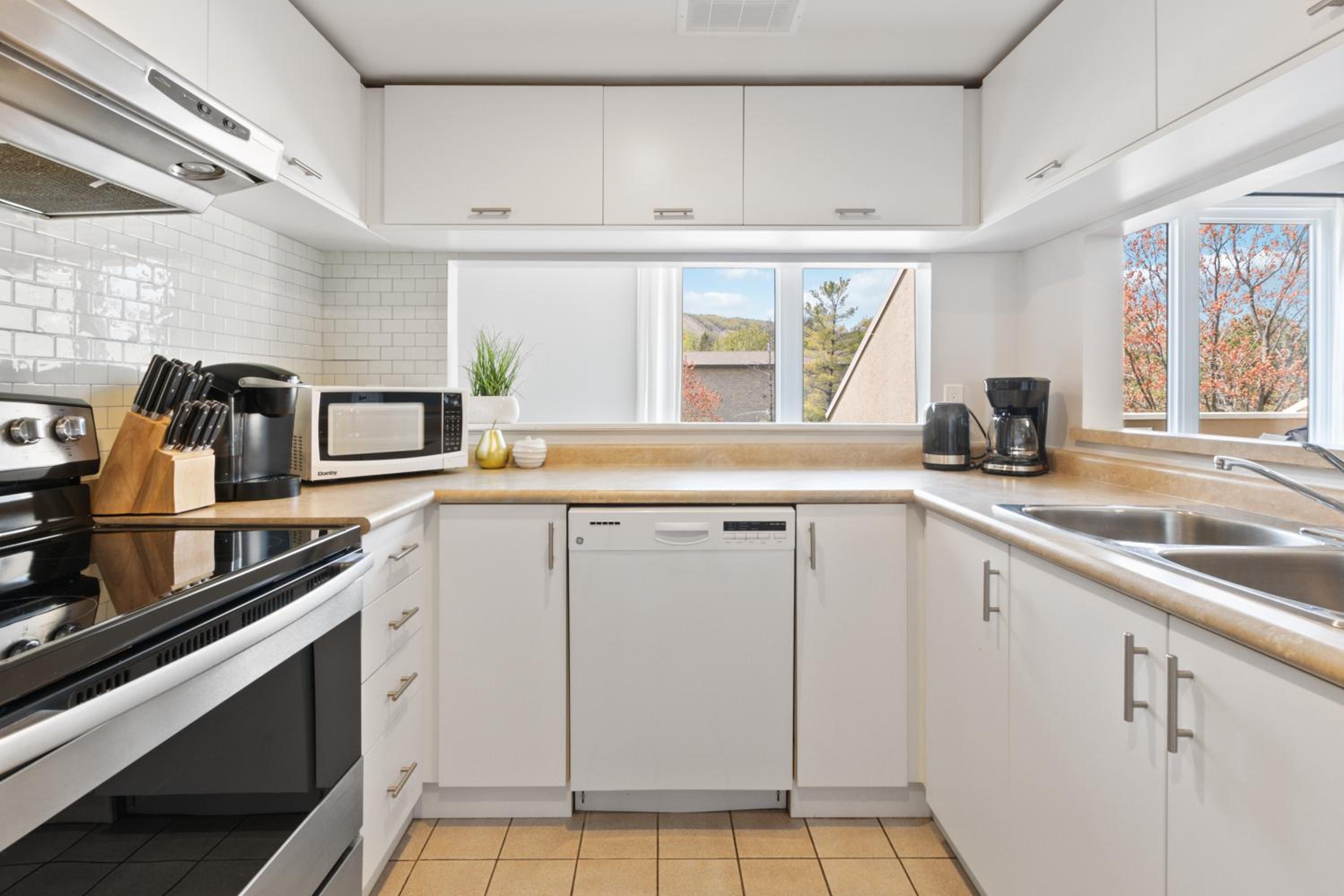 Mountain View Wintergreen Home 84140