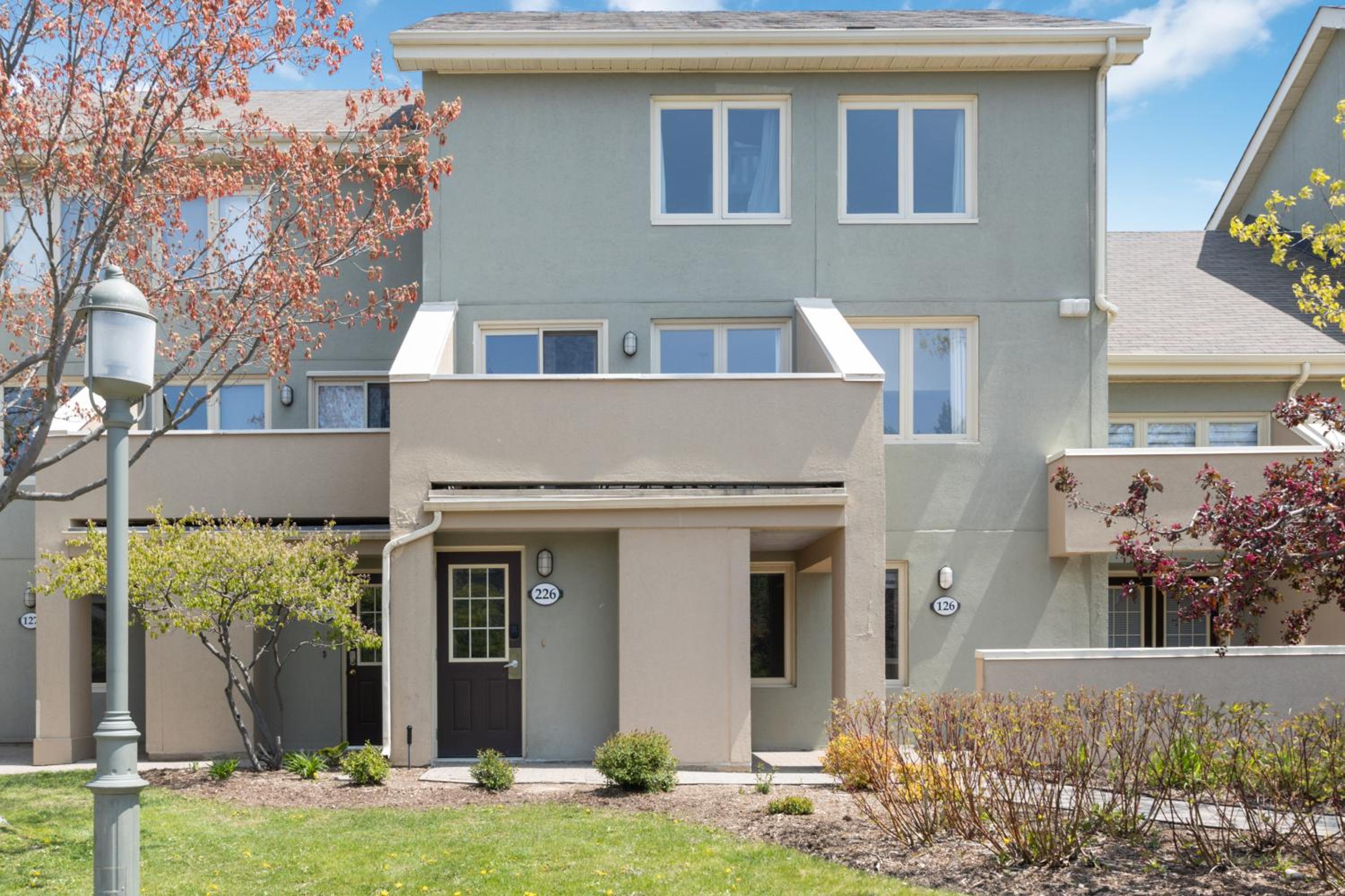 Mountain View Wintergreen Home 84140