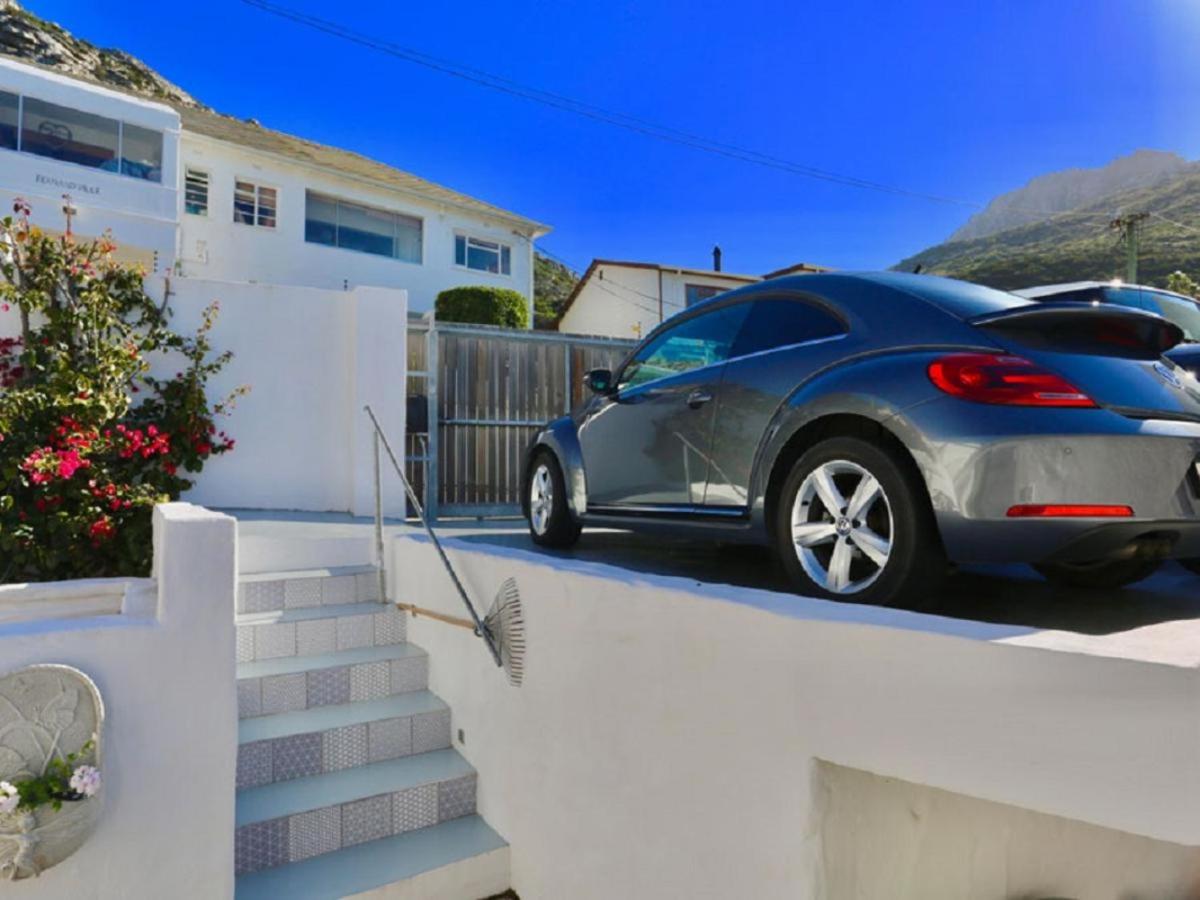 Kalk Bay Cottage view 3