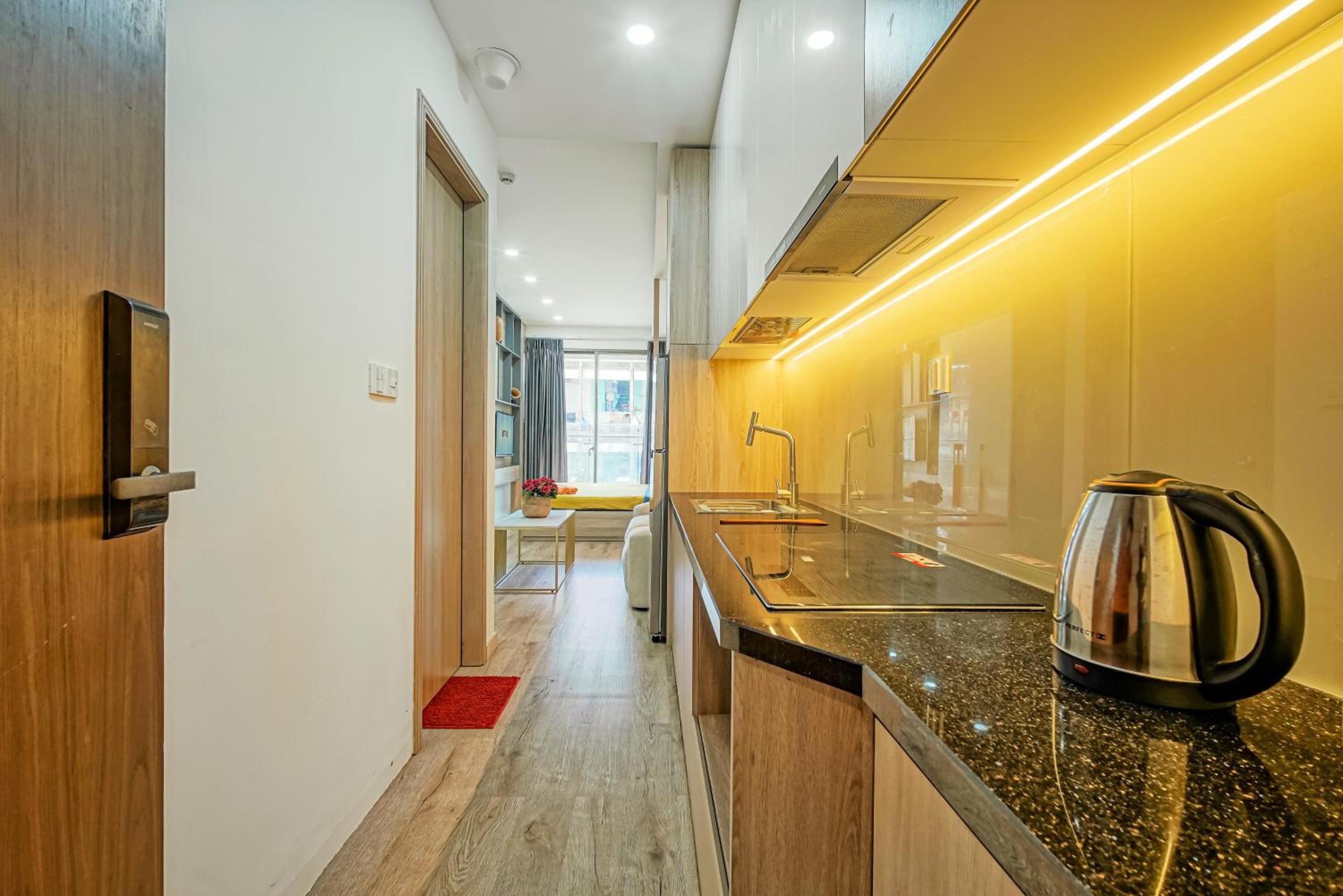 SOJO Lumiere Aparts - Terra Royal, Luxury and Central Spot