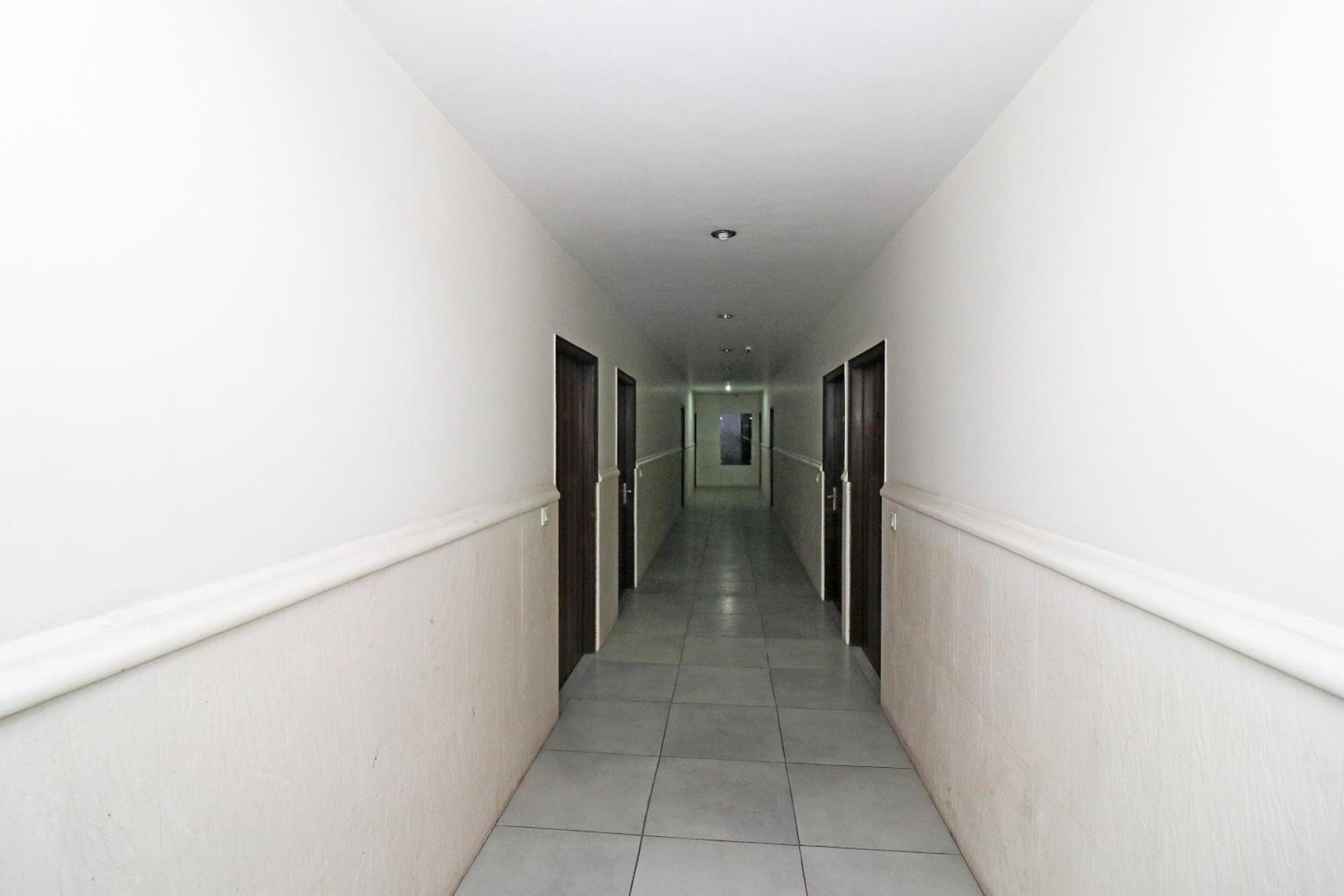OYO Hotel Silver Star